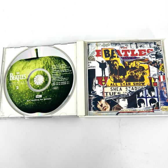 The Beatles Anthology 2  (2 CD Discs, Capital/Apple Records 1996) - Picture 3 of 6